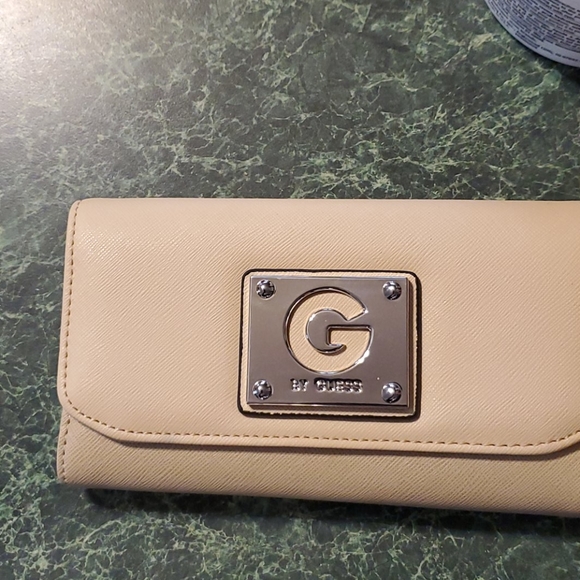 Wallet - Picture 2 of 4